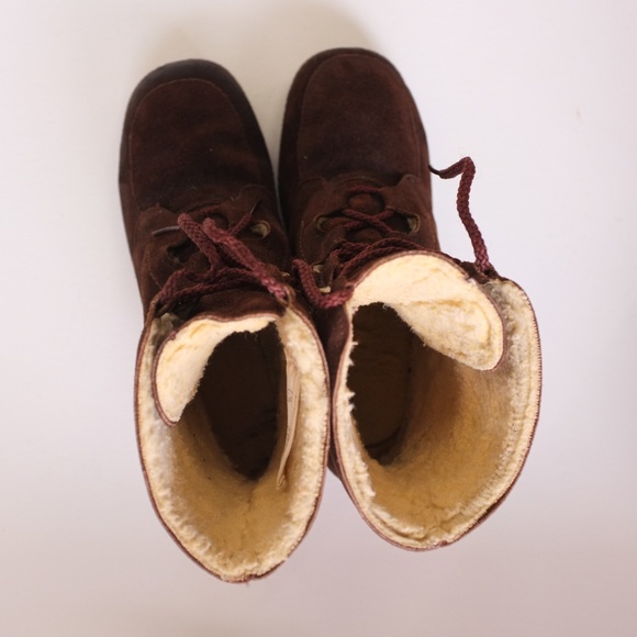 vintage brown suede boots | vtg 1960s brown boots - Picture 9 of 16